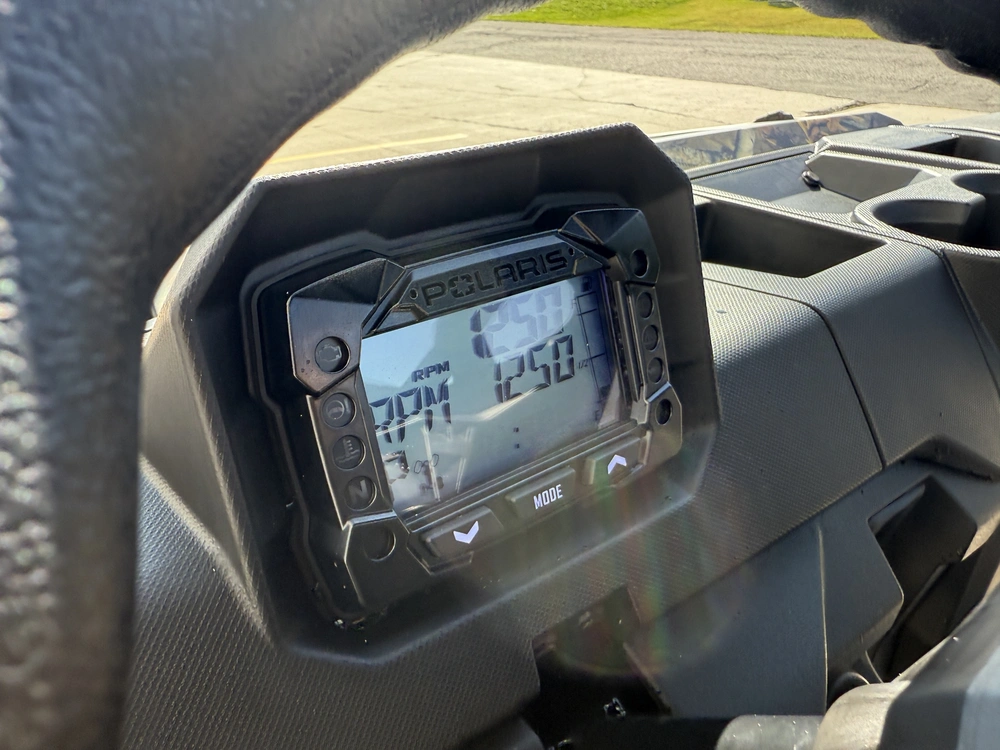 Polaris Ranger 1000 Premium 2026 alt