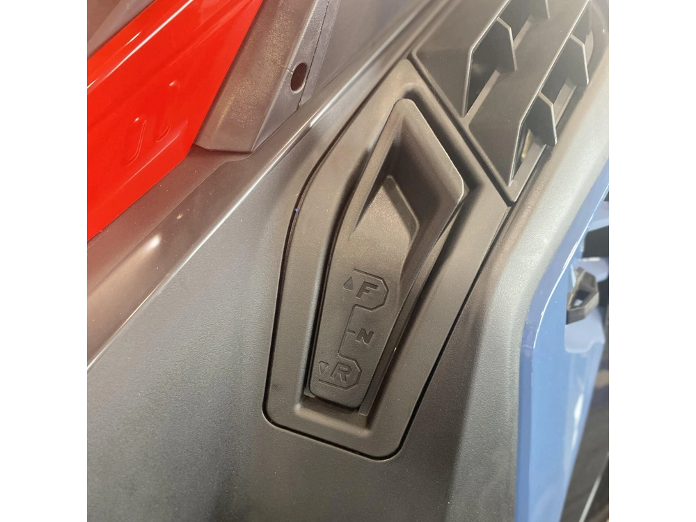 2024 Polaris Prostar S4 Voyageur 146 alt