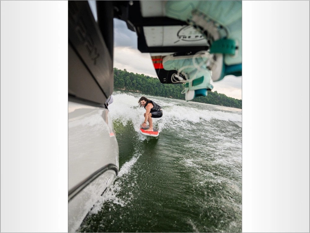 2026 Yamaha 222xd alt