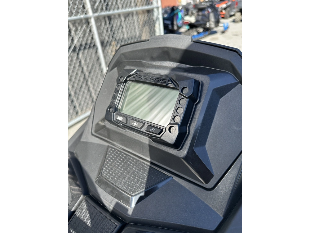 2025 Polaris 650 Rmk Sp 155 - Shadow Gray / Gloss Black alt
