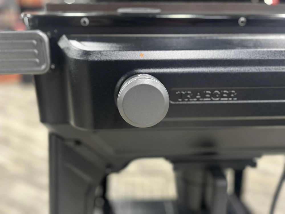 2025 Traeger Flatrock 2 Zone alt
