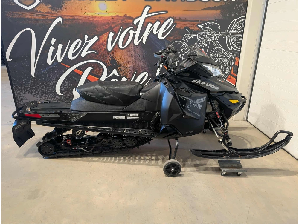 Skidoo Renegade X 800 2016 alt