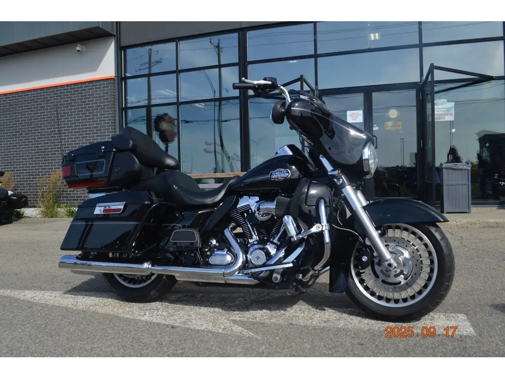 Harley-Davidson FL-Electra Glide Ultra Classic FLHTCU 2012