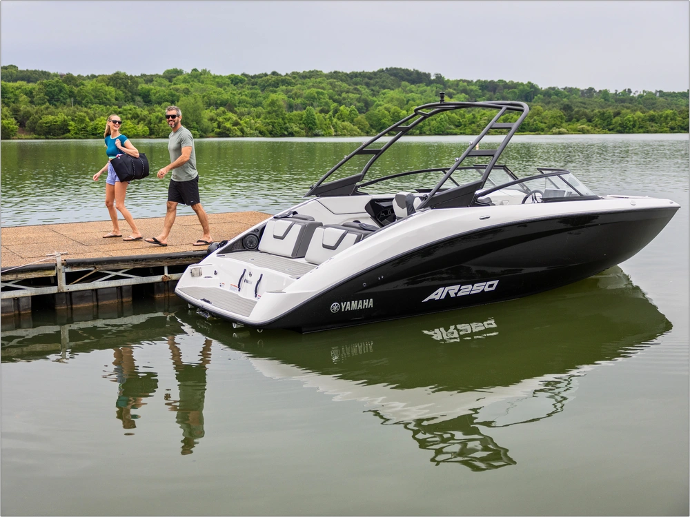 2026 Yamaha Ar250 alt