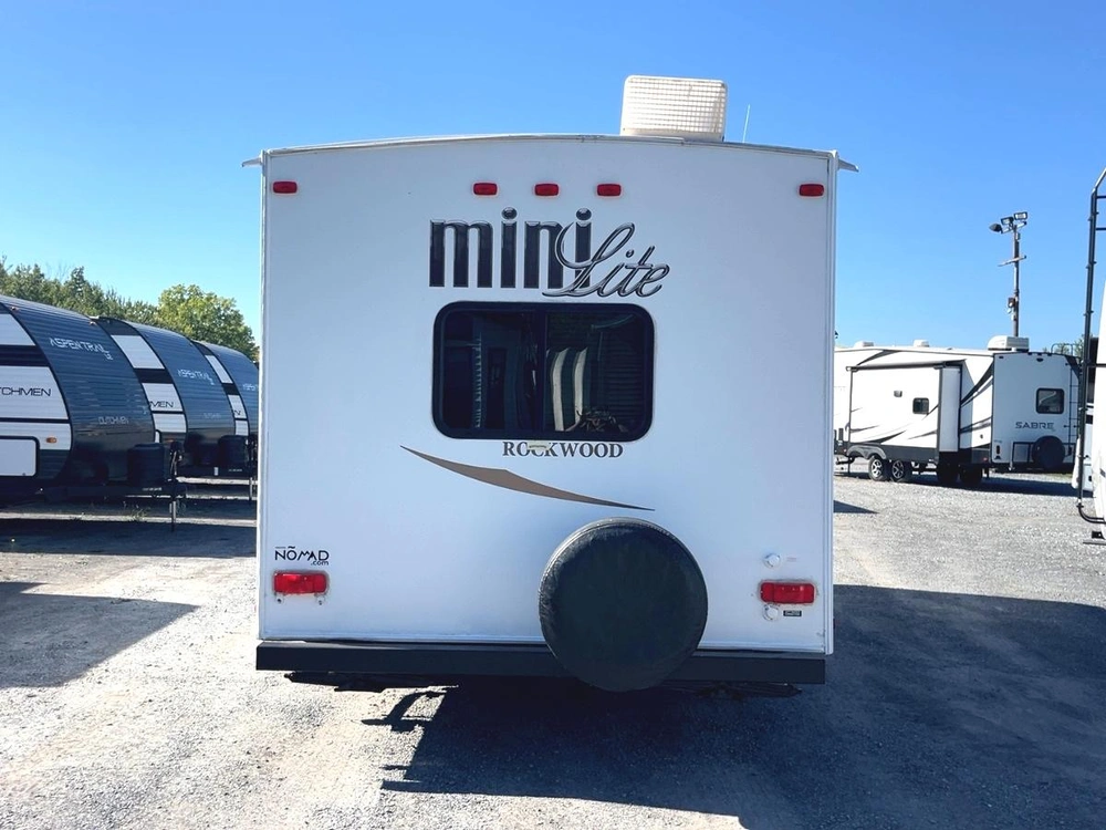 Rockwood Mini Lite 2304 2015 alt