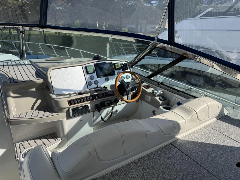 Formula 47 Yacht 2004 alt