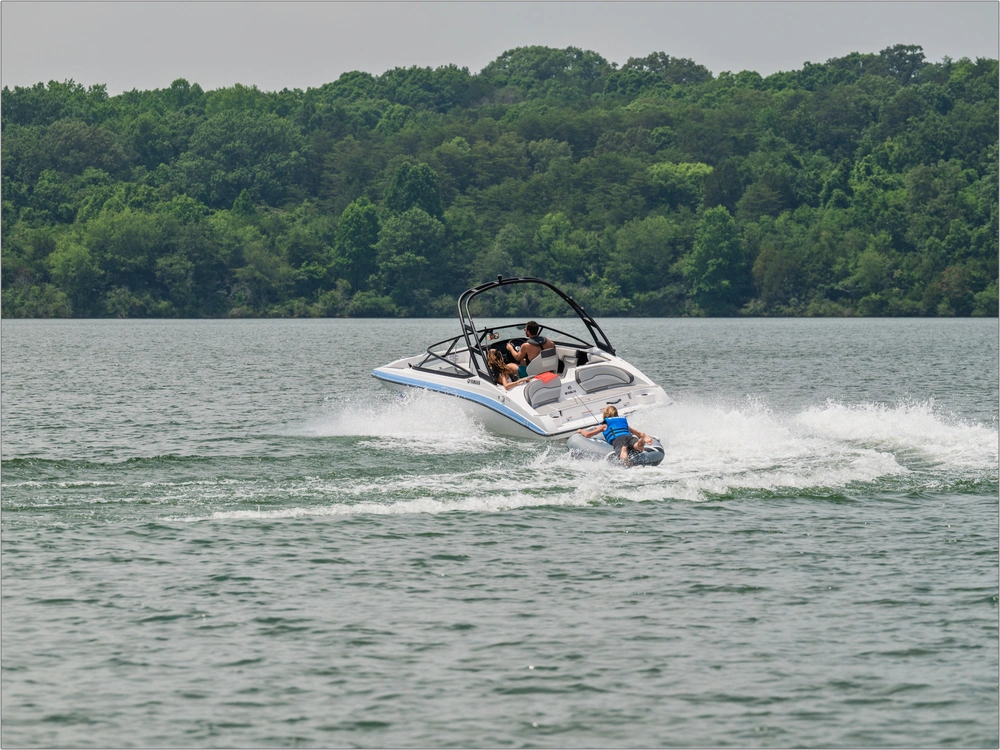 2026 Yamaha Ar190 alt