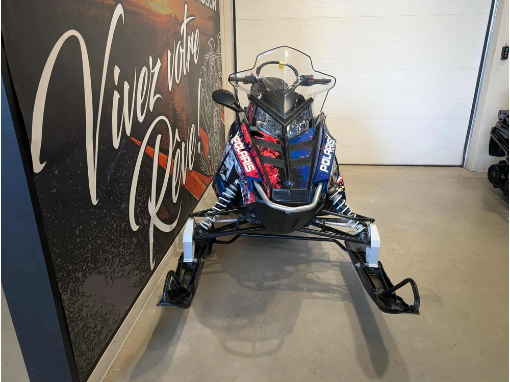 Polaris Indy 550 Voyageur 2017 alt