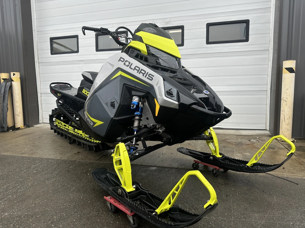 2022 Polaris Patr Boost Matryx Slash Pro Rmk 163 3" - Stealth Gray / Ghost Gray / Lime Squeeze alt