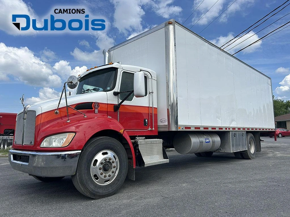 Kenworth T300 2009 alt