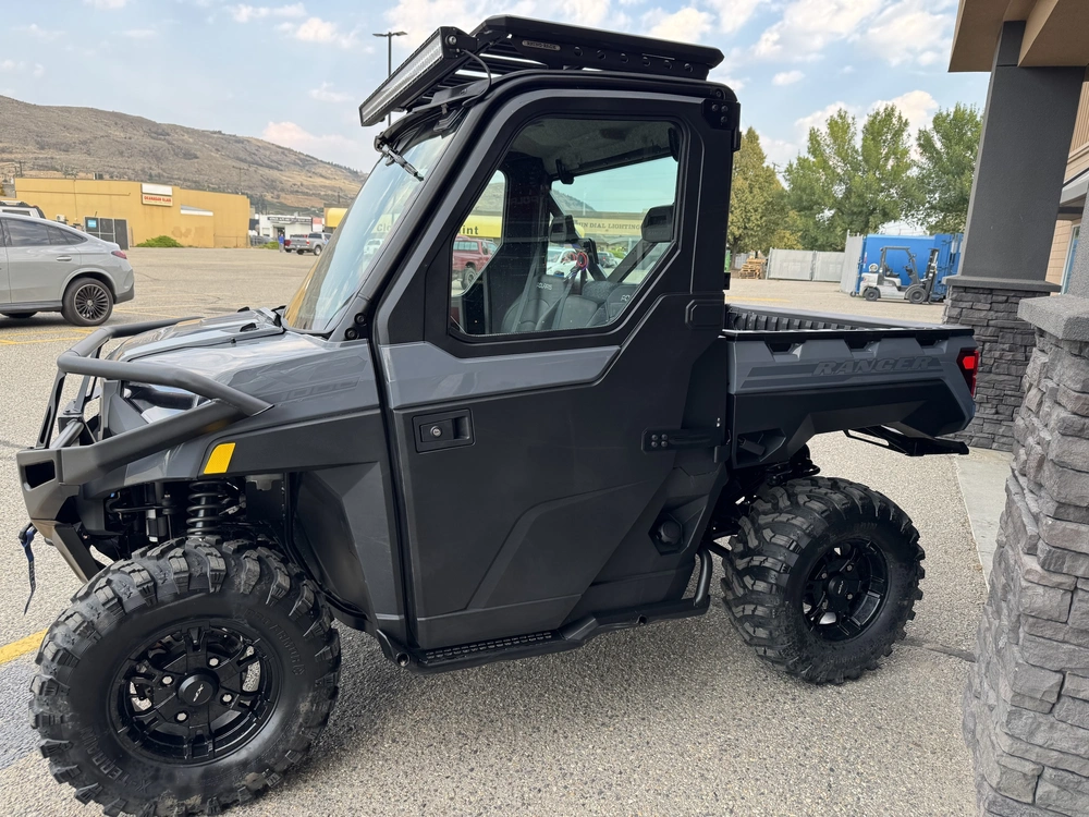 2025 Polaris Rgr Xp 1000 Ns Ed Premium - Stealth Gray Premium alt