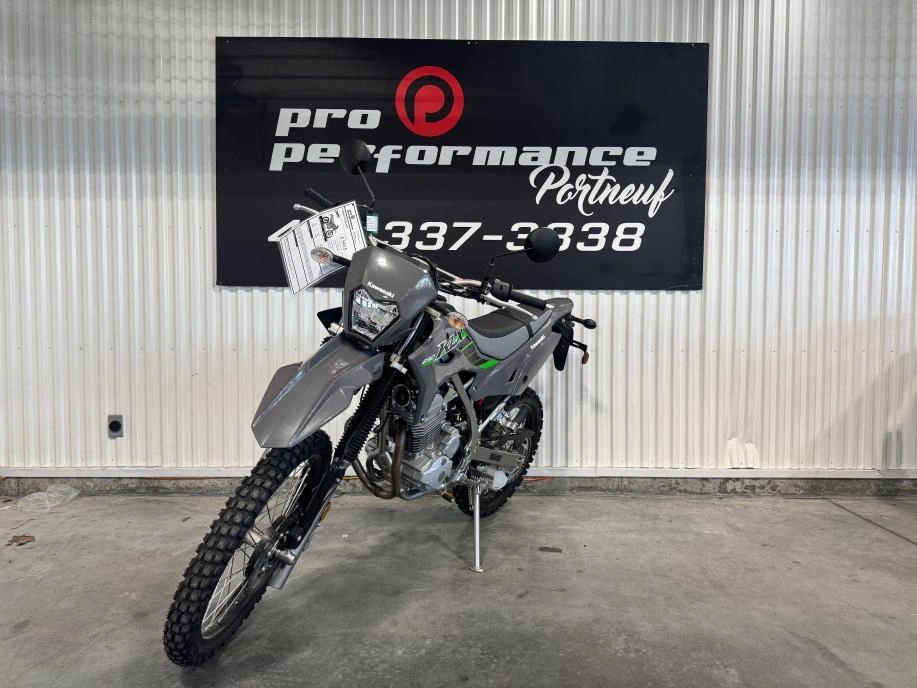 2025 Kawasaki Klx230 alt