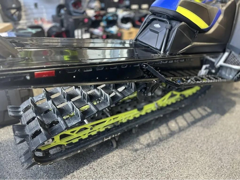 2021 Polaris 850 Rmk Khaos 155 2.75" - Polaris Blue / Lime Squeeze alt