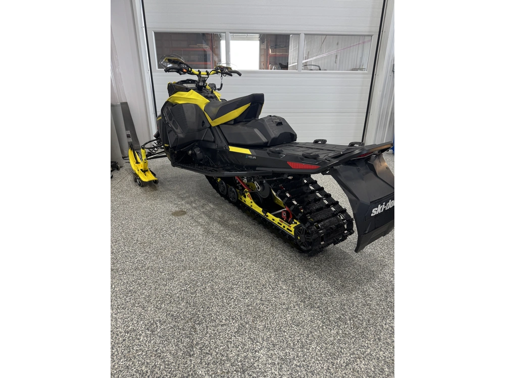 2022 Ski-doo Renegade Xrs 850 E-tec alt