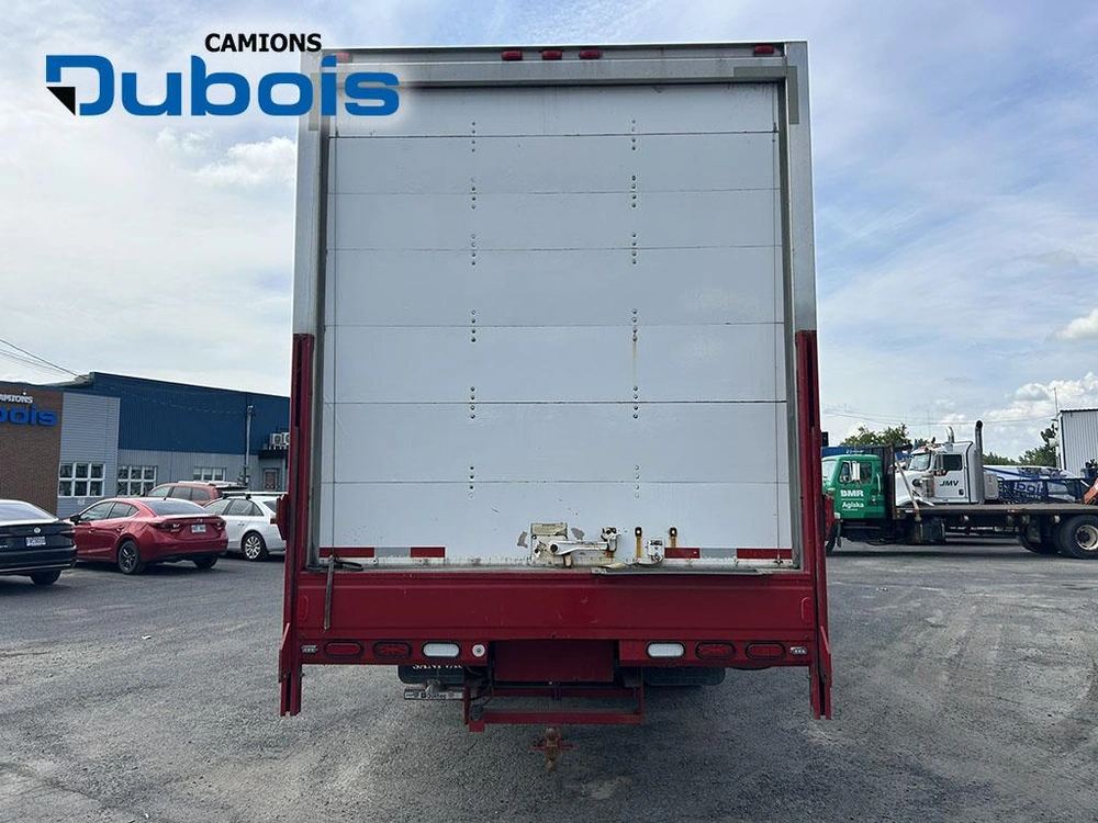 Kenworth T300 2009 alt