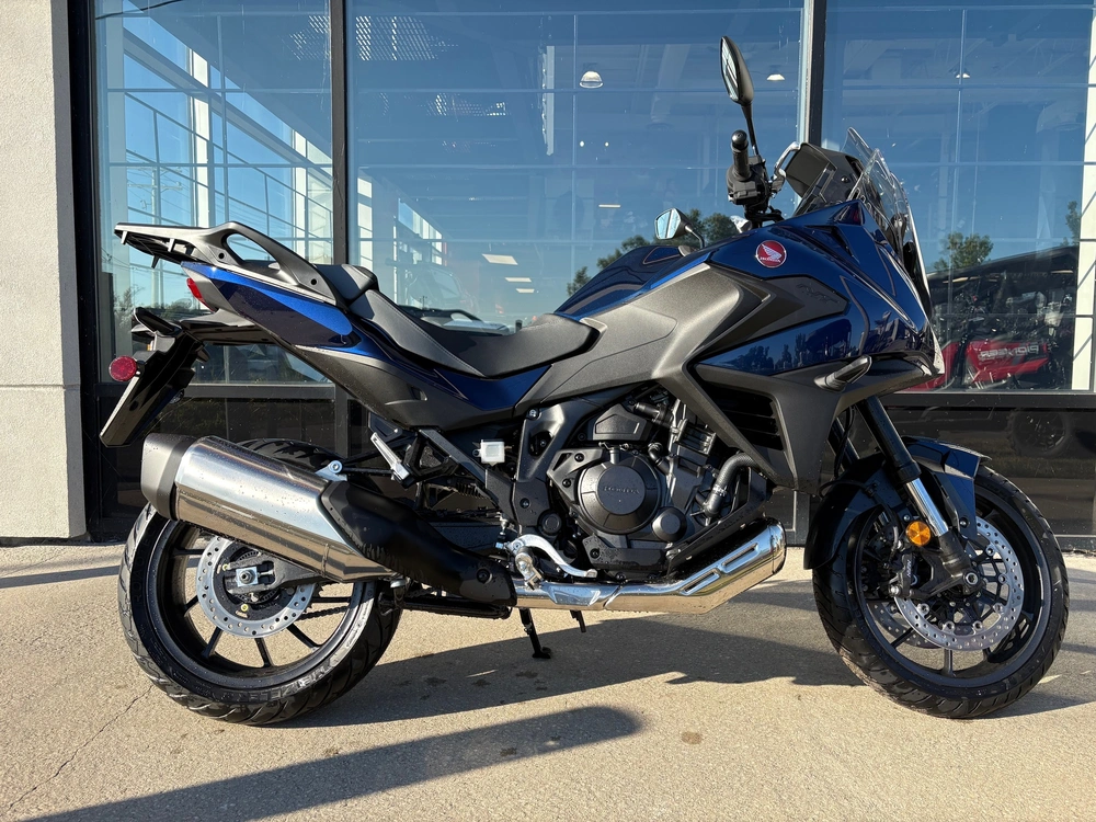 2025 Honda Nt1100 alt