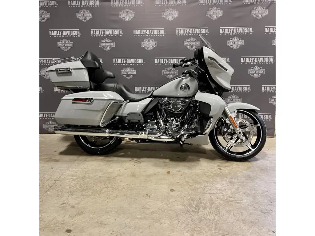 Harley-Davidson STREET GLIDE ULTRA FLHXU 117 2025