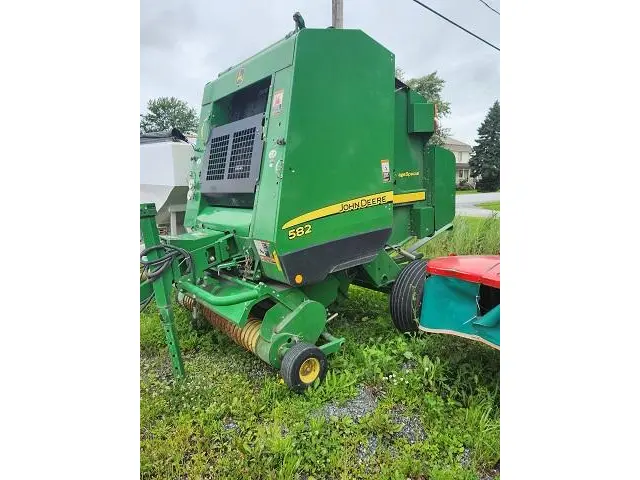 2009 John Deere 582 