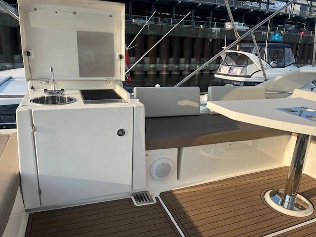 Prestige Yachts 450 Fly 2014 alt