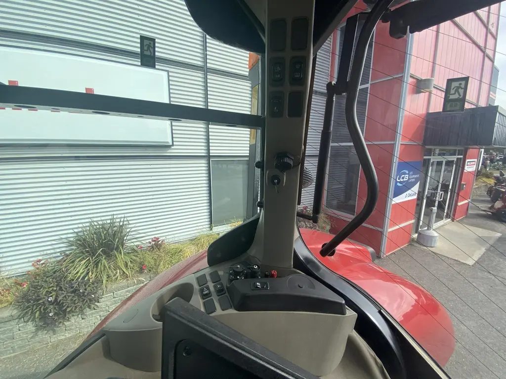 2022 Case IH Puma 240 CVX