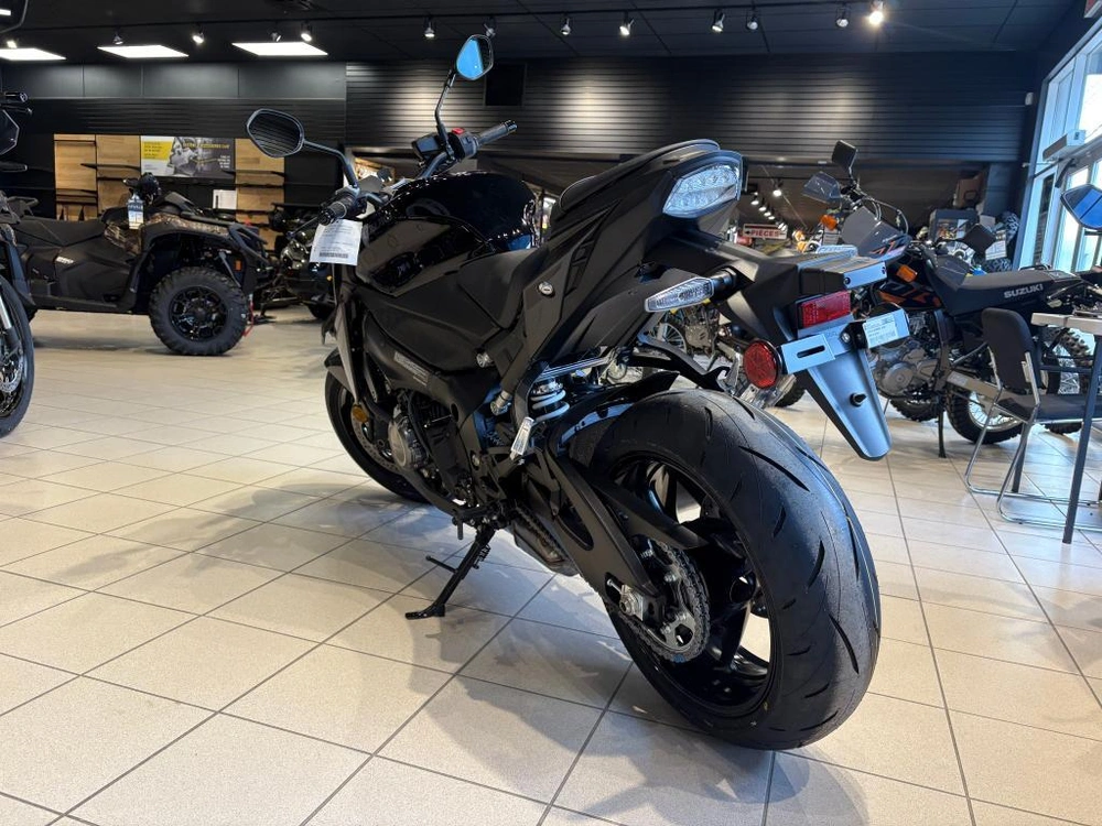 Suzuki Gsx-s1000a 2025 alt