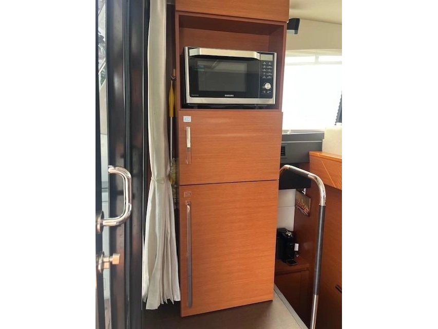 Prestige Yachts 450 Fly 2014 alt