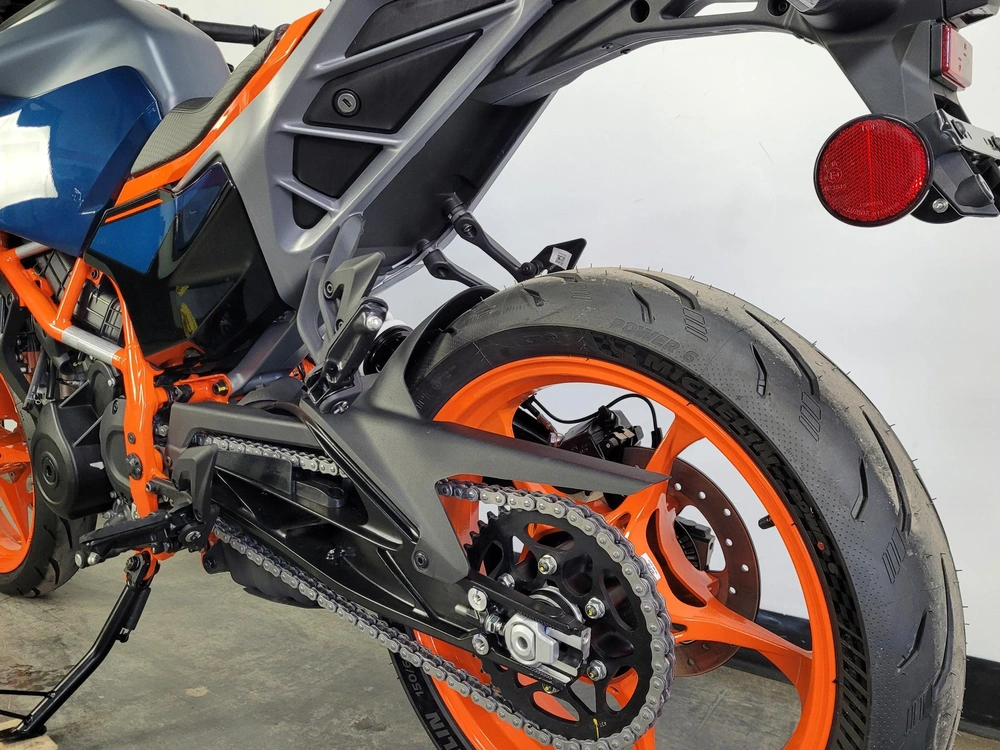 Ktm 390 Duke The Corner Rocket🚀 2025 alt
