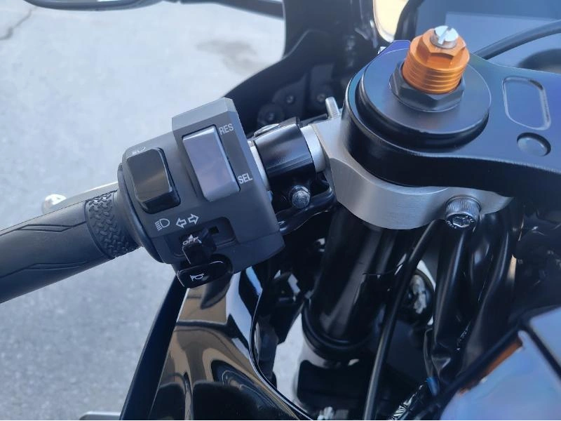 Yamaha Yzf-r7 2025 alt