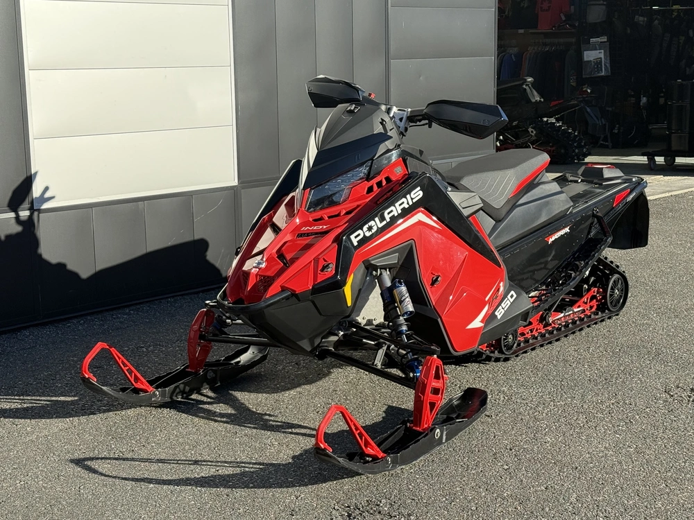 Polaris 850 Indy Vr1 137 2022 alt
