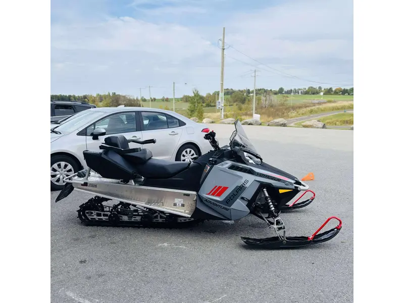 2024 Polaris 550 VOYAGEUR ADVENTURE 144 ES S24CEE5TSL