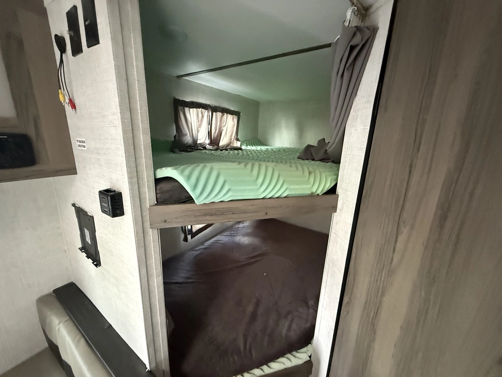 Ameri-lite Gulfstream 197bh 2022 alt