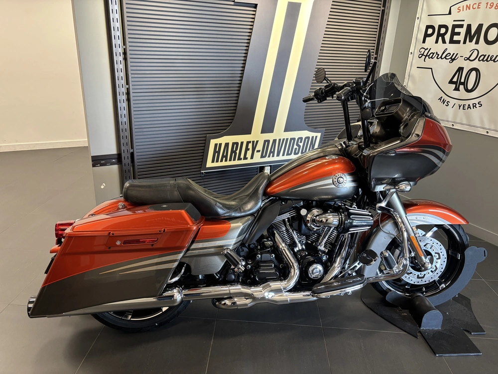 Harley-davidson Cvo Road Glide Fltrxse 2013