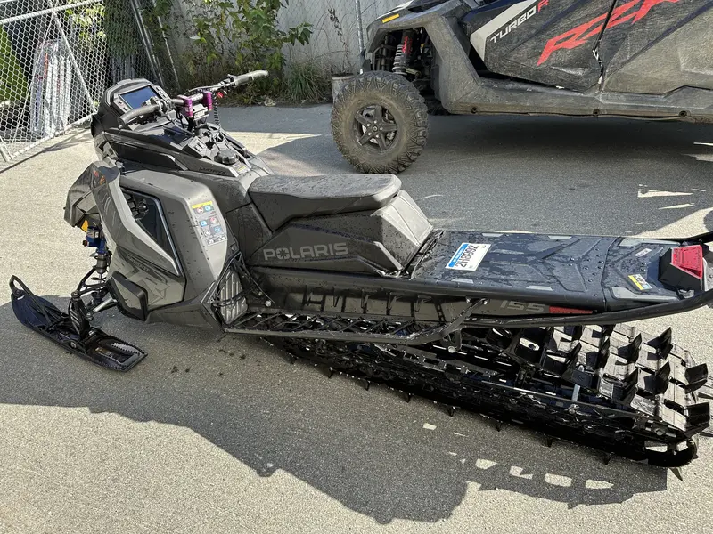 2025 Polaris PATRIOT 9R RMK KHAOS 155 - DEALER DEMO