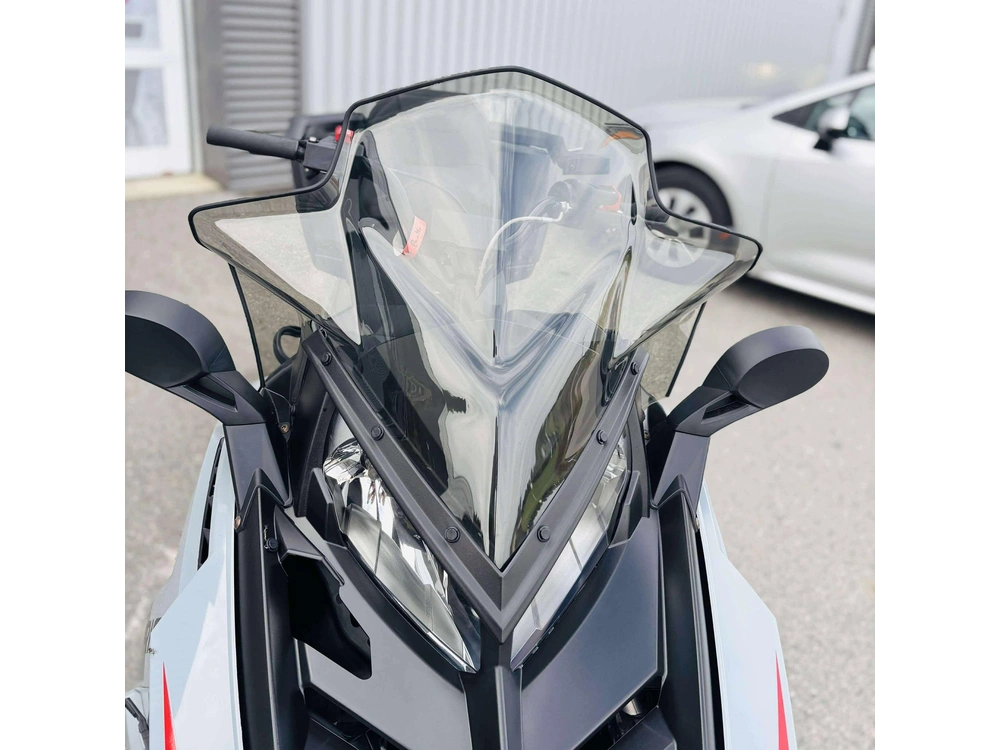 Polaris 550 Voyageur Adventure 144 Es S24cee5tsl 2024 alt