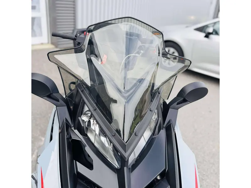 2024 Polaris 550 VOYAGEUR ADVENTURE 144 ES S24CEE5TSL