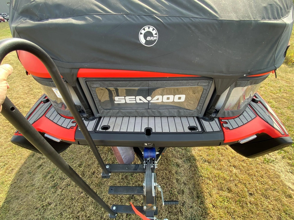 2023 Sea-doo/brp Switch Cruise 21' 230hp alt