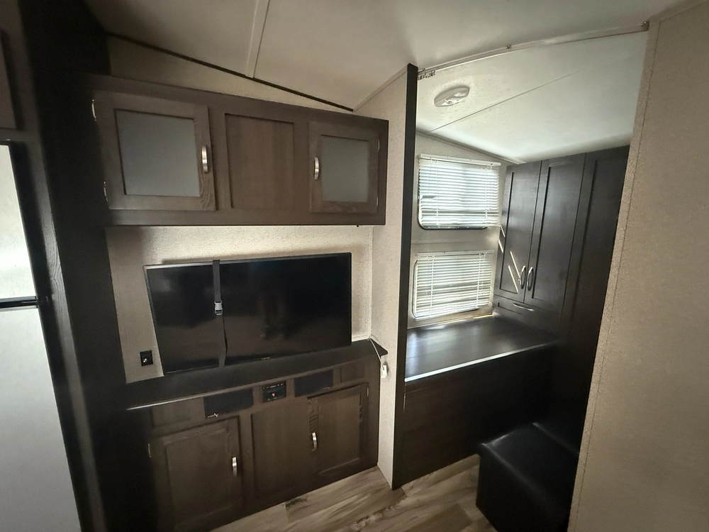 Keystone Rv Springdale 300fwbh 2018 alt