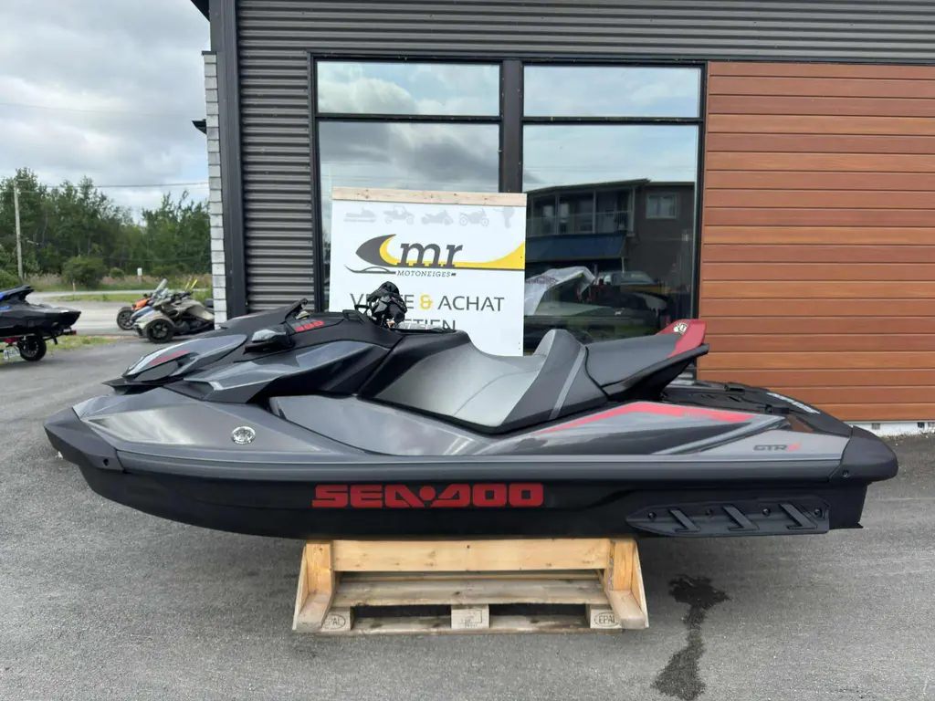 Sea-Doo GTR 300 X 2025