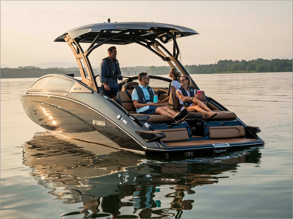 2026 Yamaha 275sd alt