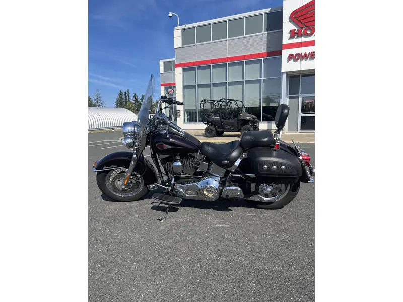 2001 Harley-Davidson Heritage Softail Classic FLSTCI thumbnail 7