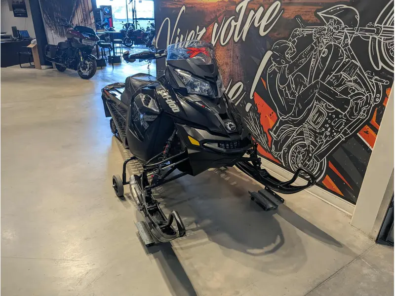 2016 Skidoo Renegade X 800
