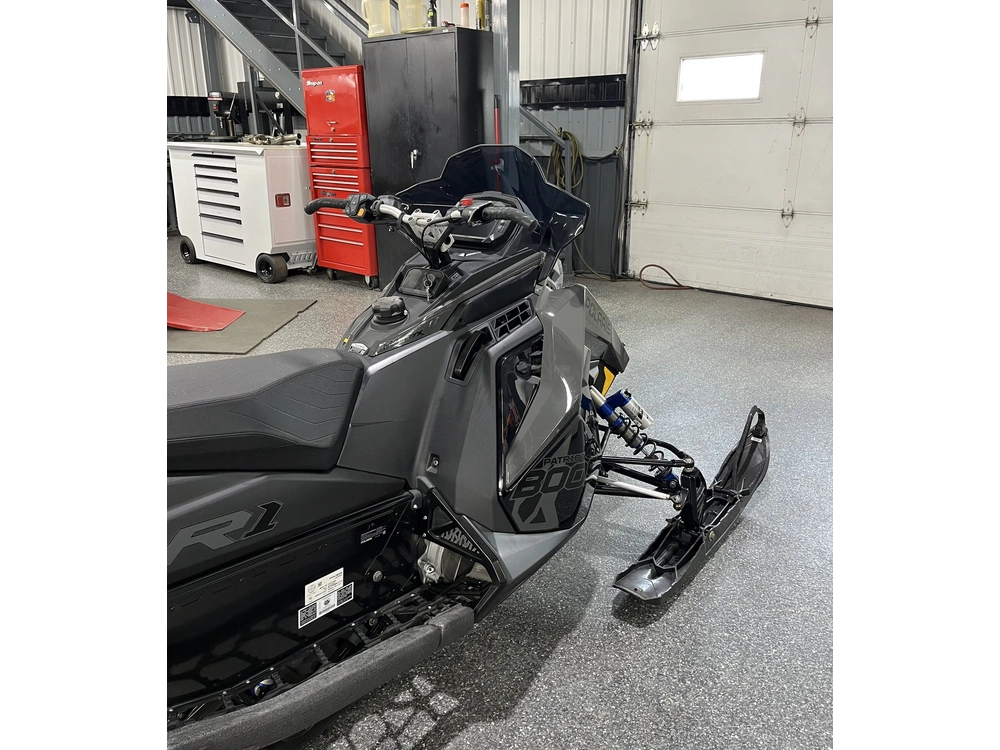 Polaris Patriot Boost Indy Vr1 137 2025 alt