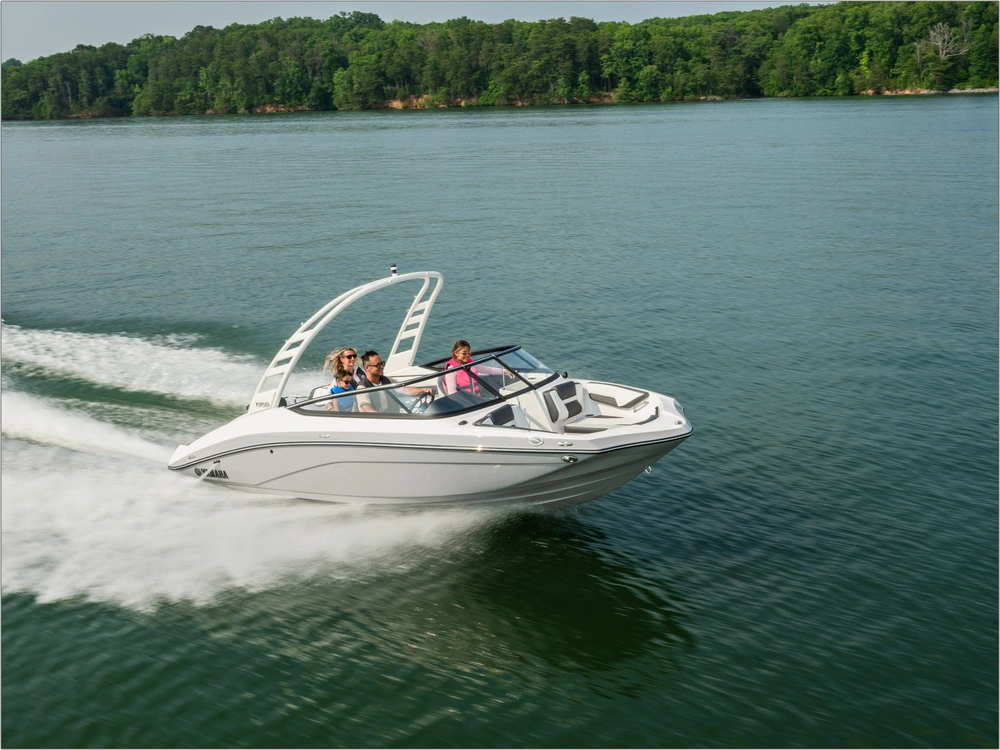 2026 Yamaha 195s alt