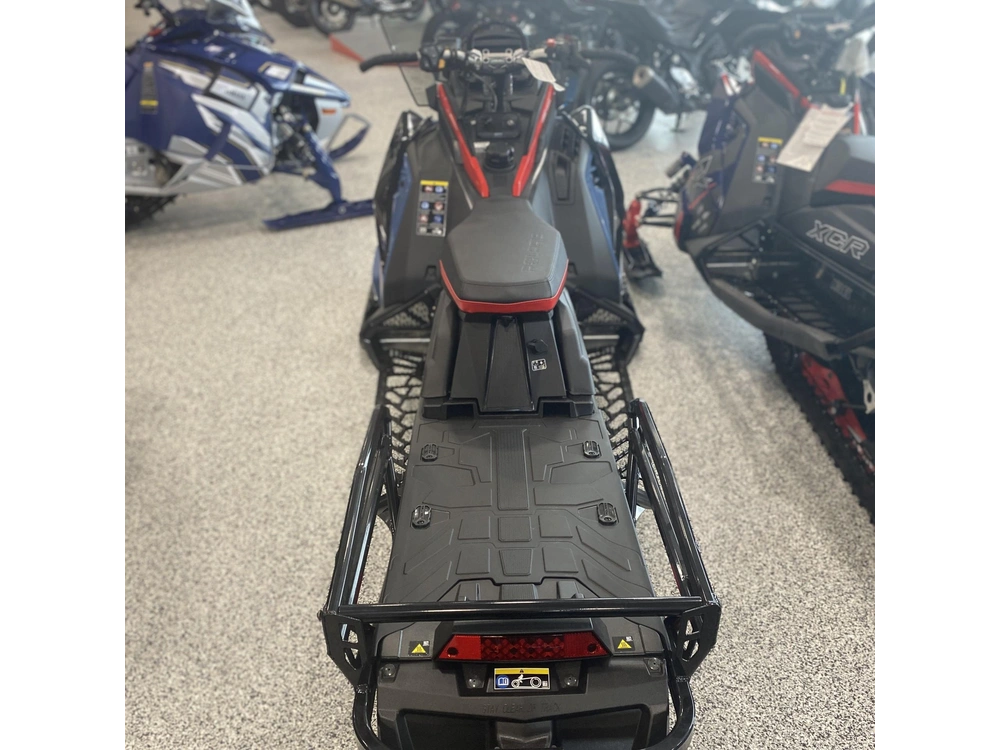 2024 Polaris Prostar S4 Voyageur 146 alt