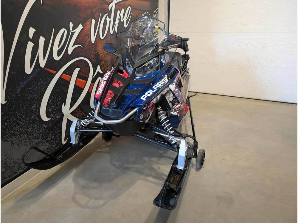 Polaris Indy 550 Voyageur 2017 alt