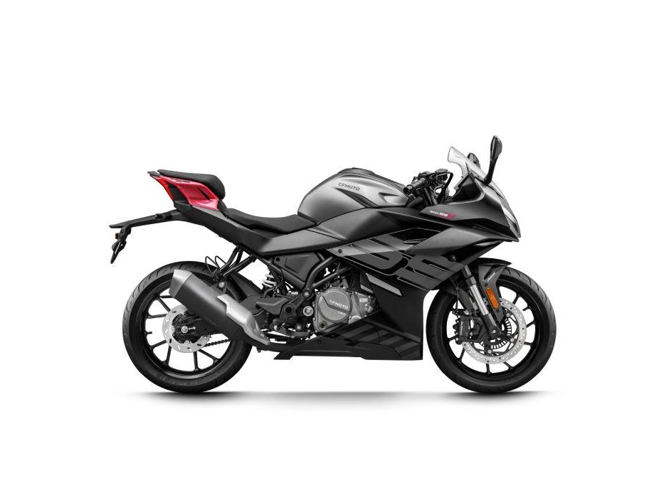 Cfmoto 300ss 2026 alt