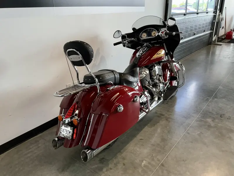 2014 Indian Motorcycle Chieftain 111 thumbnail 9