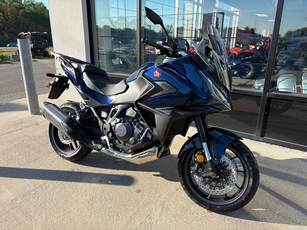 2025 Honda Nt1100 alt