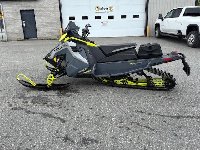 Polaris Polaris Assault Matrix 850 2022 alt