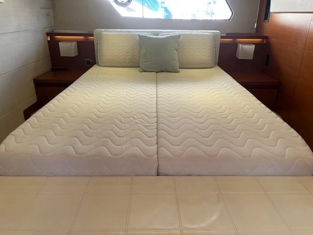Prestige Yachts 450 Fly 2014 alt